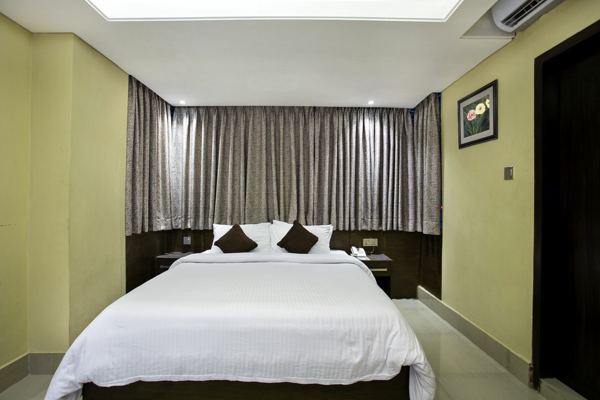 Hotel The Capital Ltd. Dacca Exterior foto